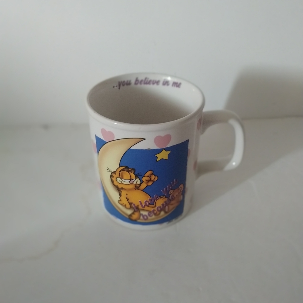 Garfield Moon Mug with Heart Accents